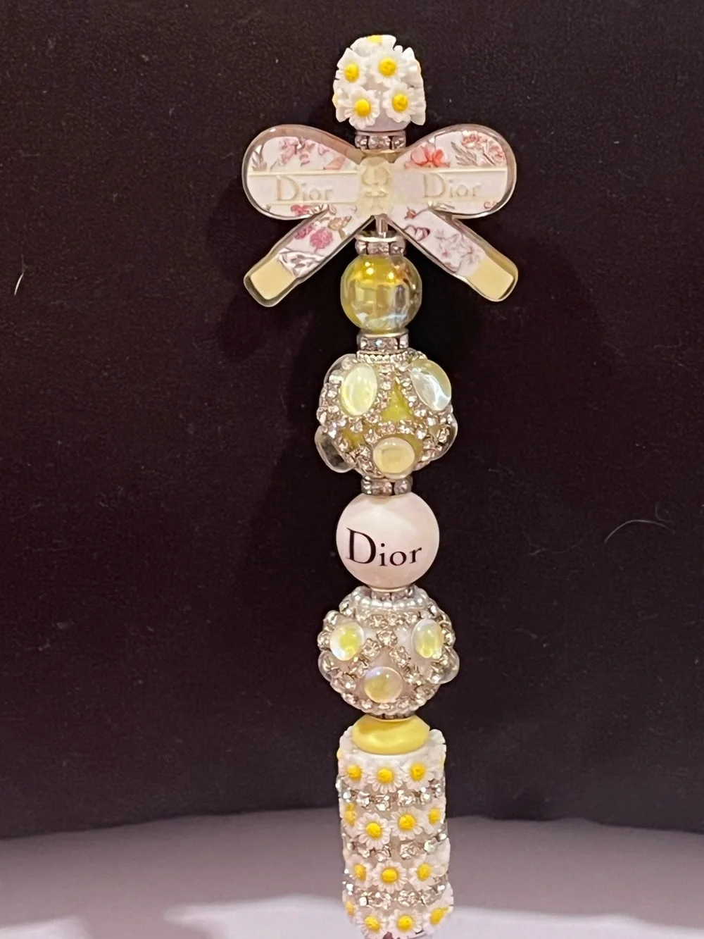 Designer inspired yellow floral daisy and bow decor monogram focal fancy pen